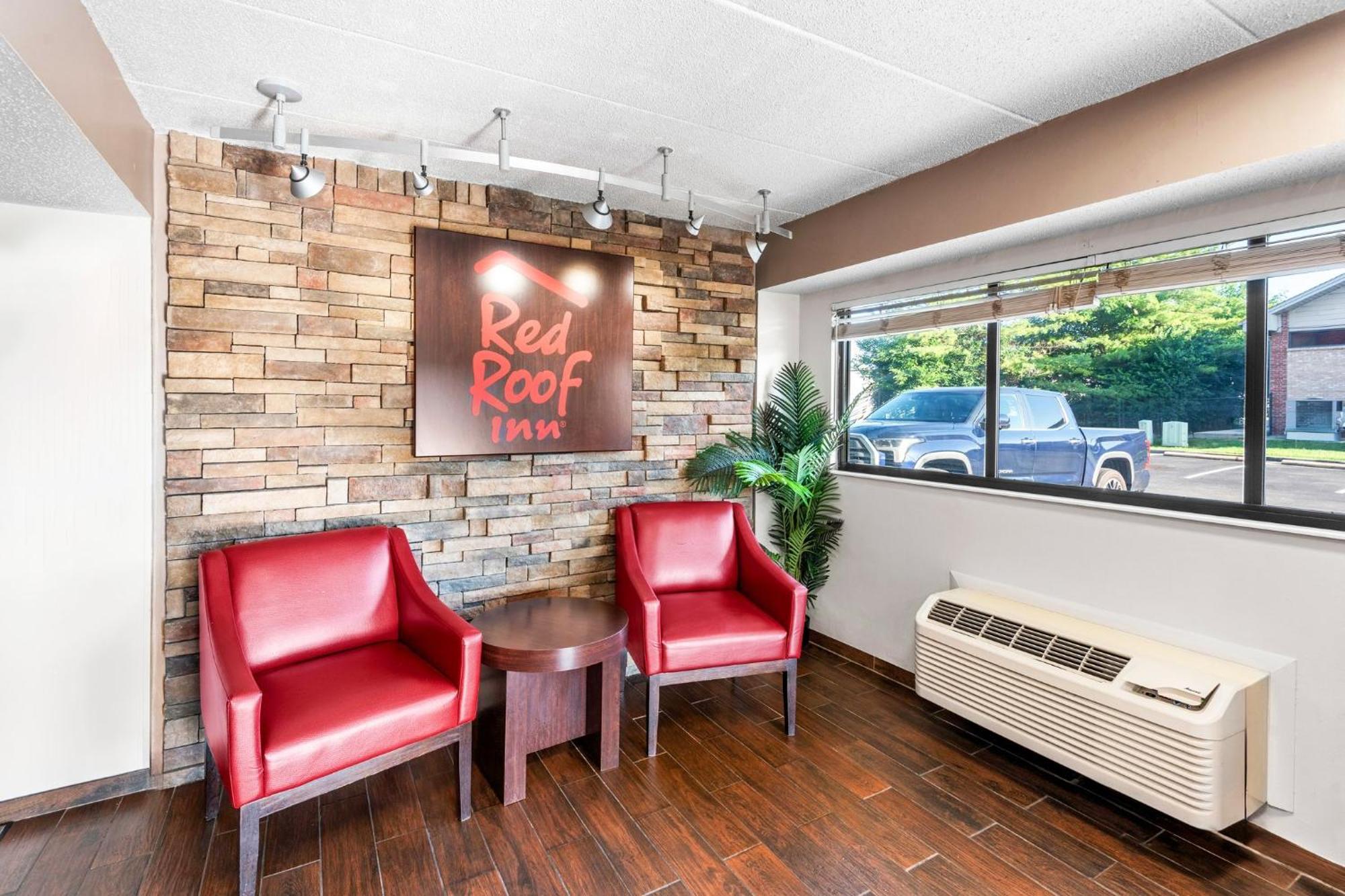 Red Roof Inn Indianapolis North - College Park Eksteriør billede